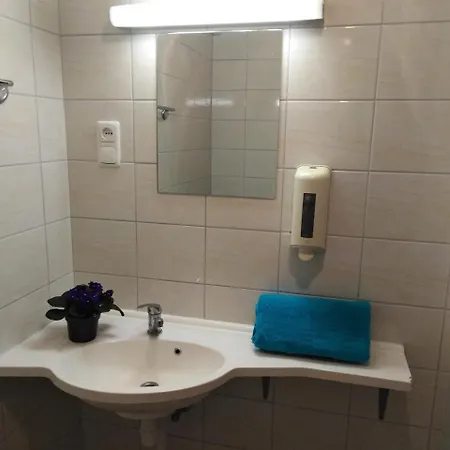 Simple Hotel *
