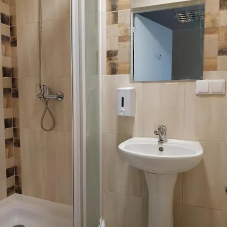 Hotel Simple *