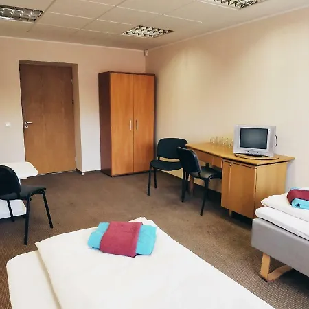 Hotel Simple *